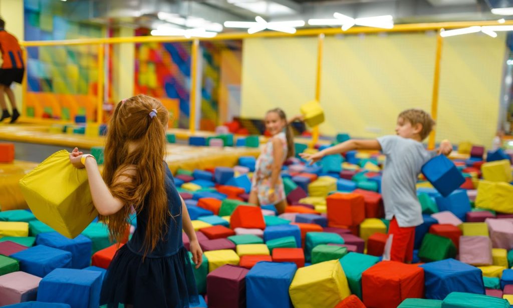 how to start a soft play business